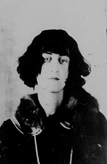 Soubor:ruth trumbull hayden 1921.jpg