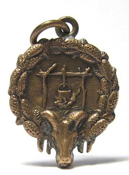 Soubor:Campfire-Club-of-America-Medal-1.jpg