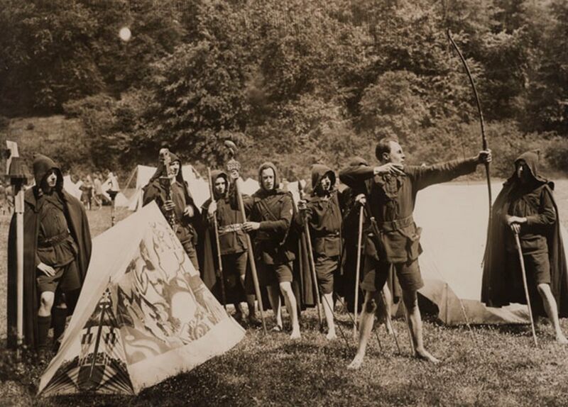 Soubor:Kibbo Kift 1928..jpg