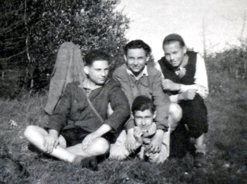 Soubor:Bratrstvo Bílého Bobra.jpg