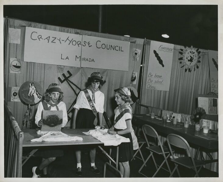 Soubor:woodcraft rangers girls.jpg