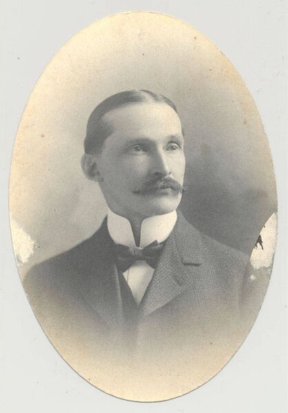 Soubor:Edgar M Robinson 1910.jpg